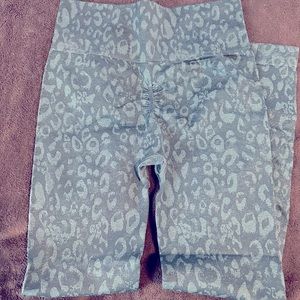 Gymshark Navy Camo Leggings